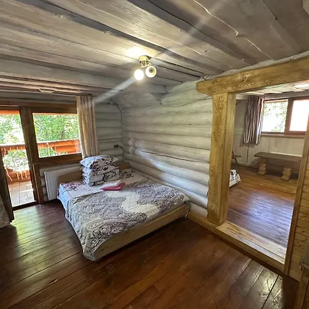 Guest house під горбком 3*