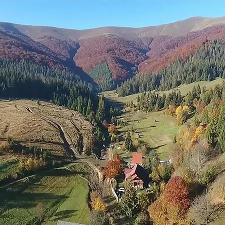 під горбком 게스트하우스 3*
