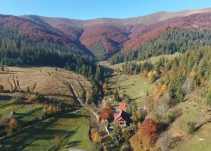 під горбком Konukevi 3*