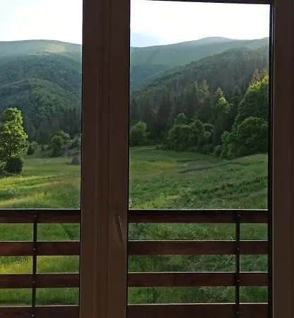 Casa de hóspedes під горбком Bukovets
